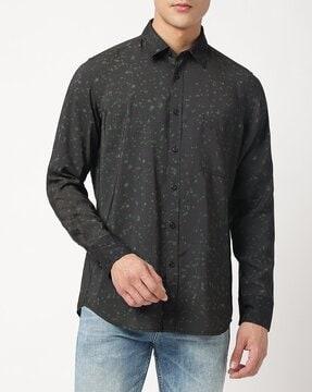 patterned performance-stretch regular-fit shirt