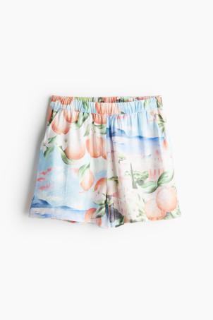 patterned pull-on shorts