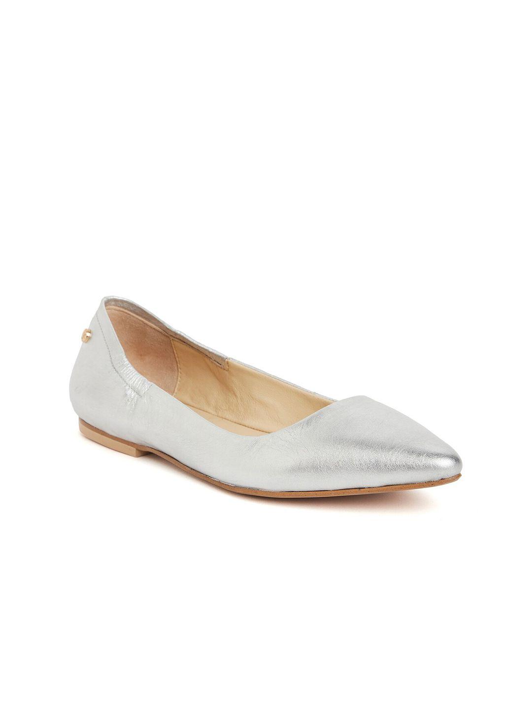 peach flores pointed toe leather ballerinas