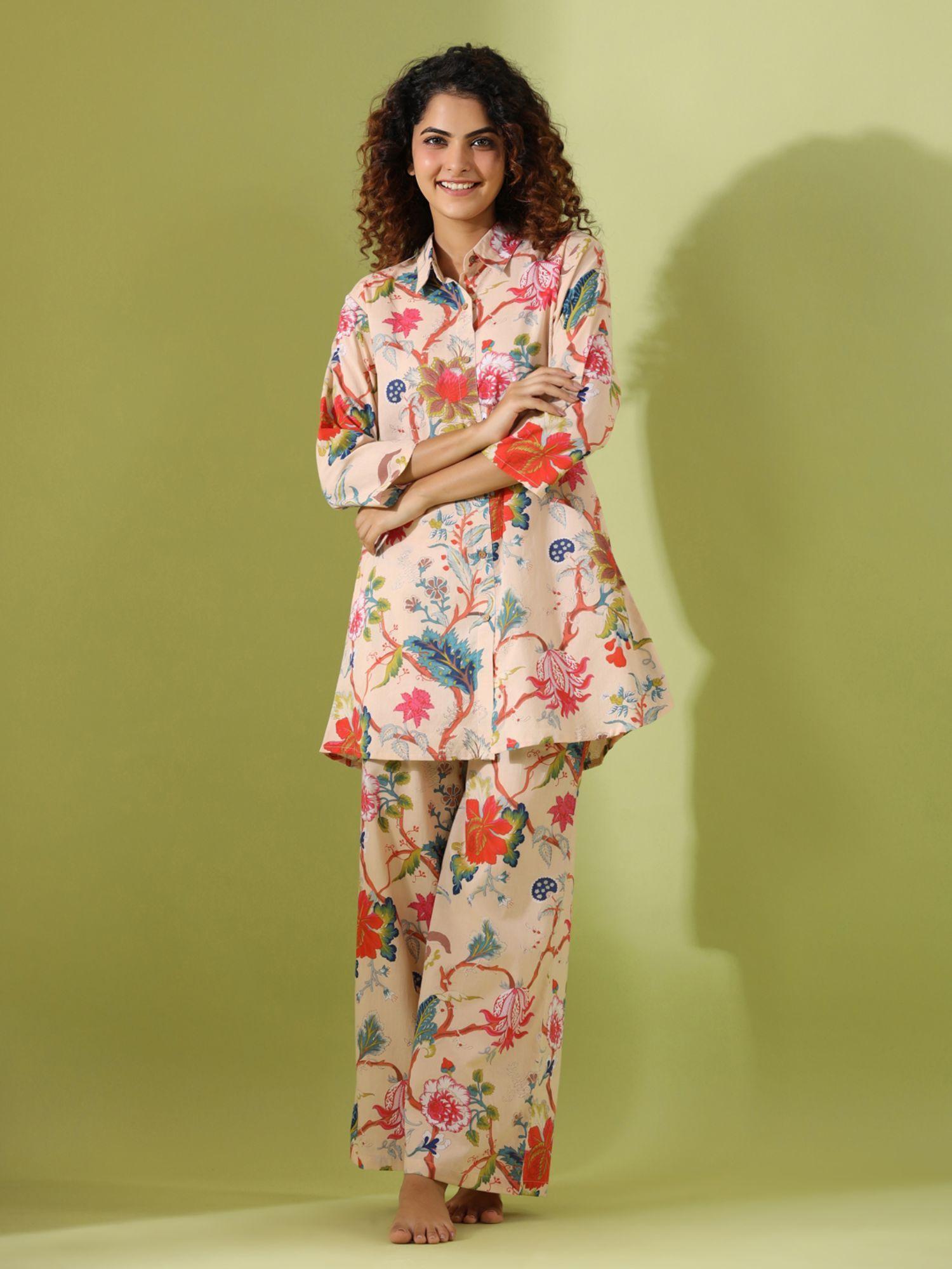 peach color printed women pure cotton shirt & pyjama night suit (set of 2)