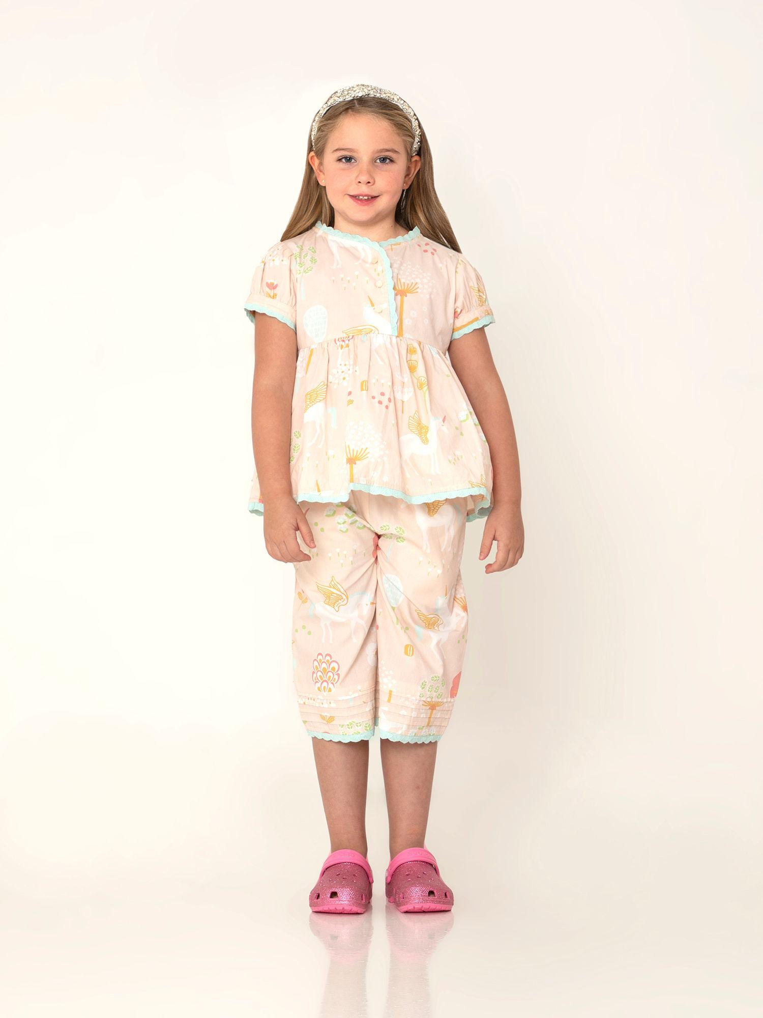 peach floral printed fruity nightsuit (set of 2)