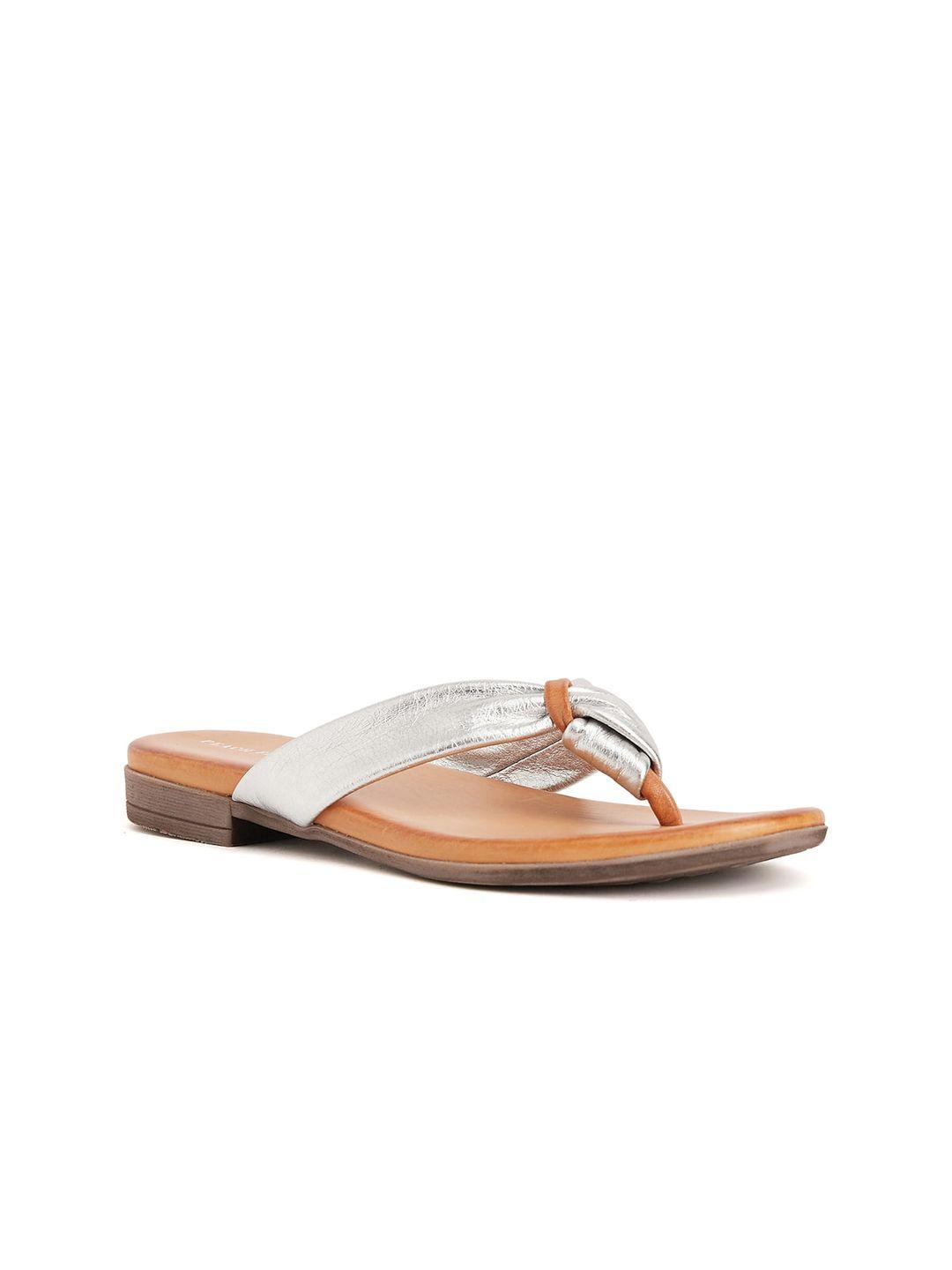 peach flores textured leather open toe flats