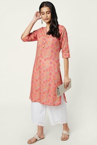 peach print casual mandarin 3/4th sleeves knee length women regular fit kurta