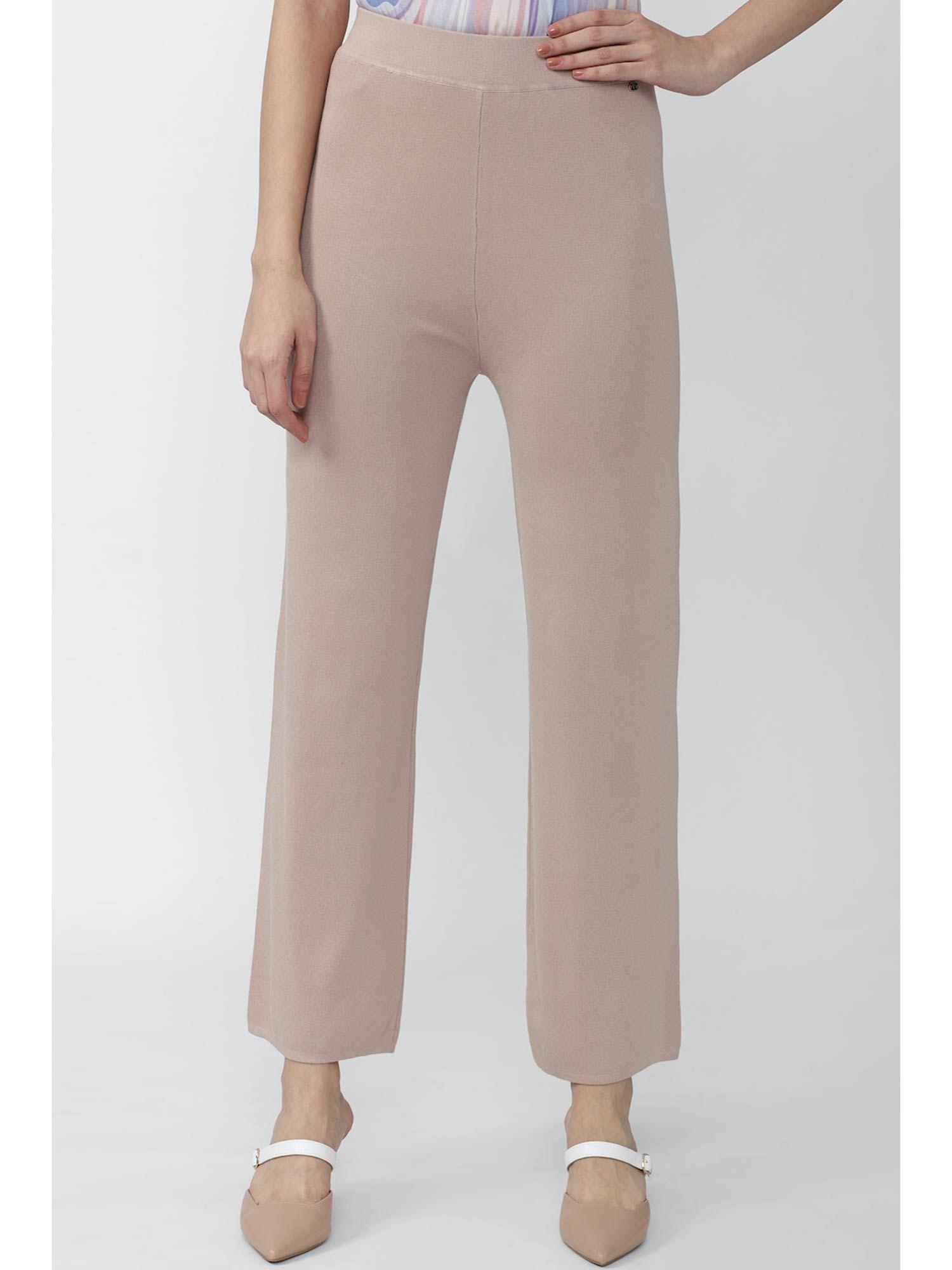 peach trousers