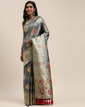 peacock pattern saree with contrast border