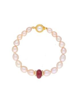 pearl-embedded bracelet