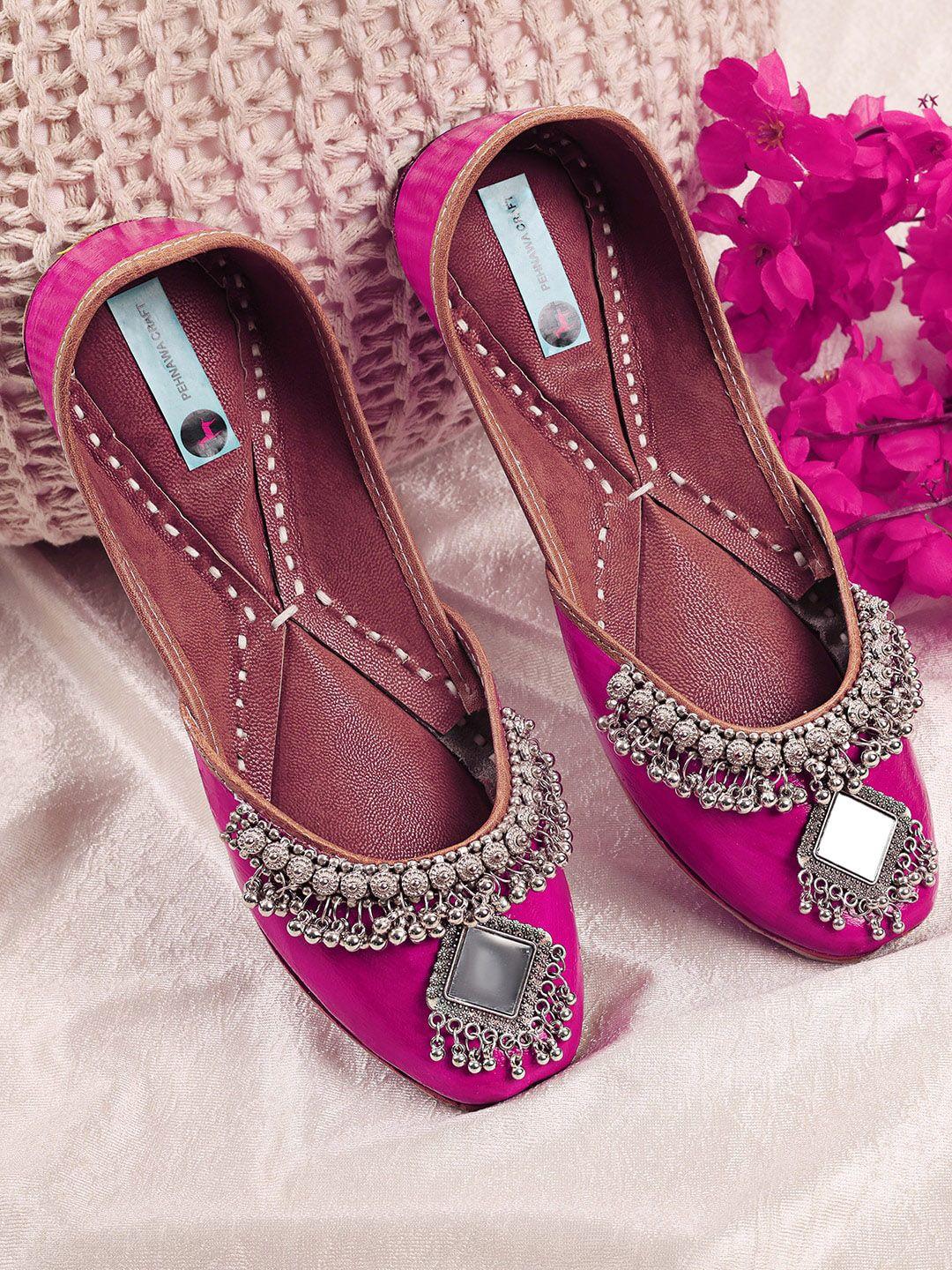 pehnawacraft embellished leather square toe ethnic mojaris