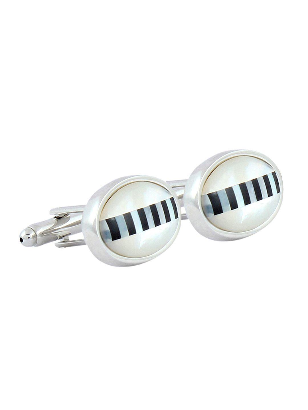 peluche men white natural mother of pearl & black onyx stone cufflinks