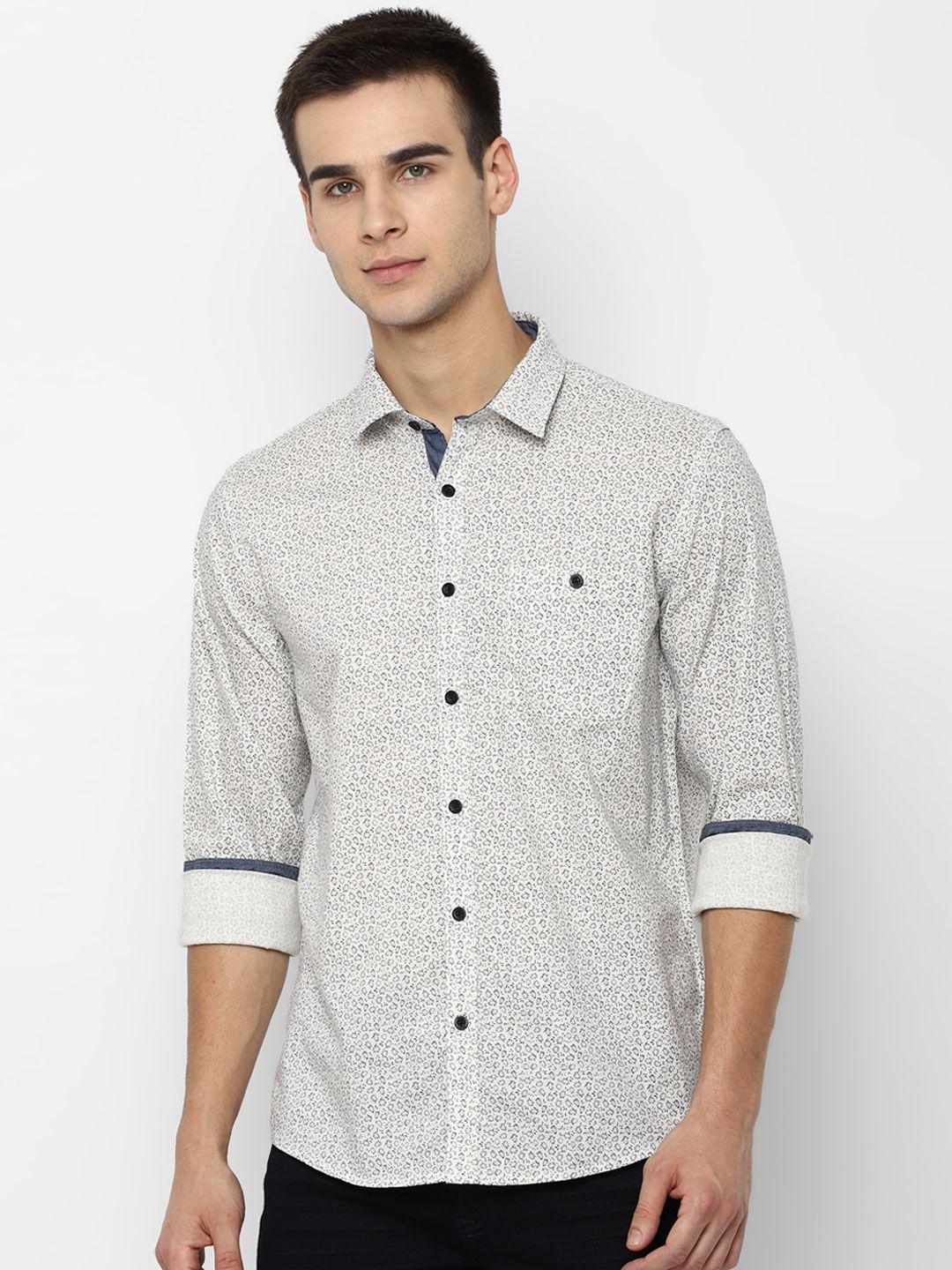 people men off-white & navy blue regular fit printed casual shirt