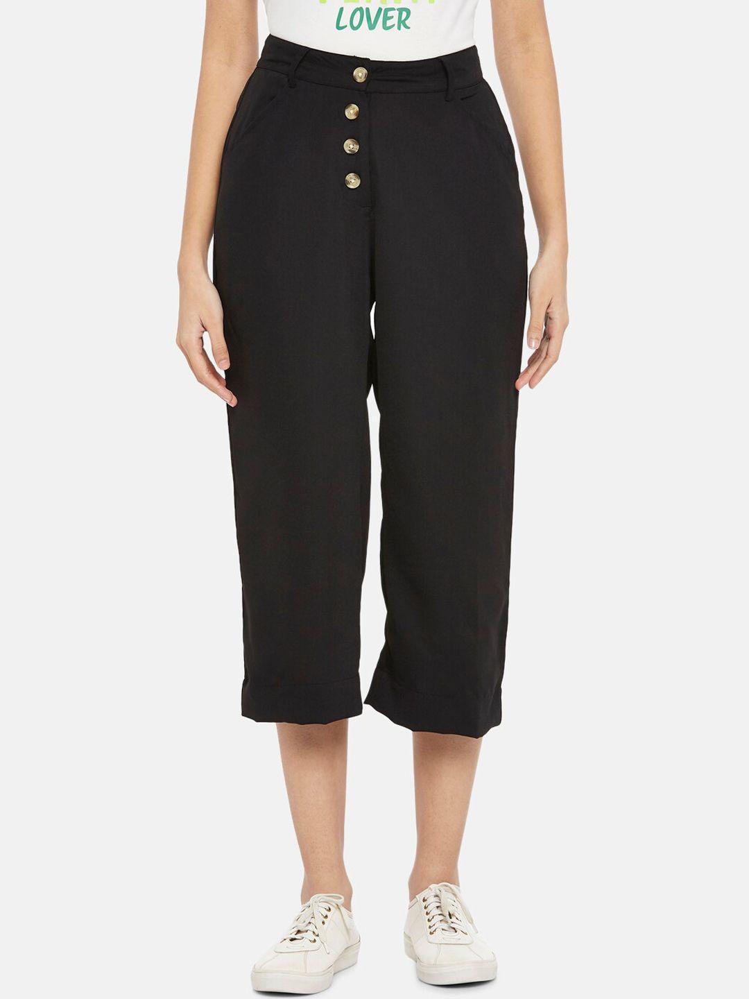 people women black high-rise culottes trousers