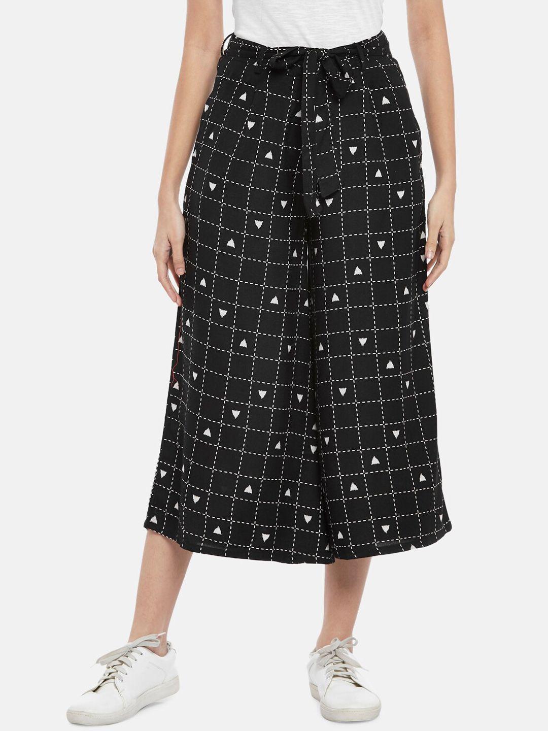 people women black printed flared pleated culottes trousers