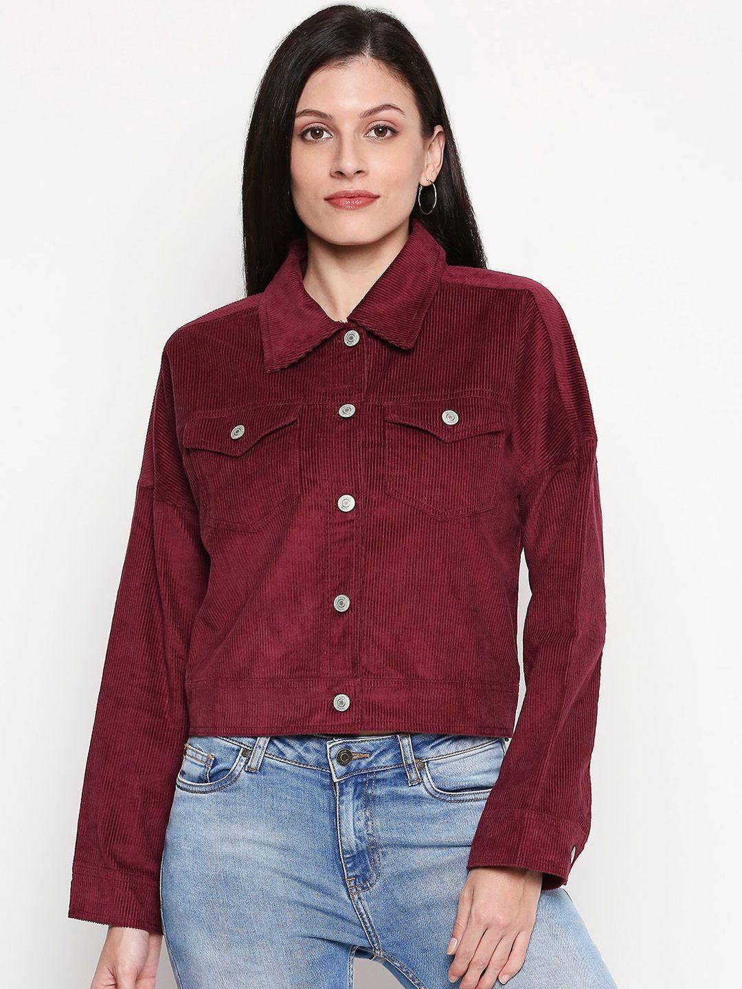 people women maroon solid denim jacket