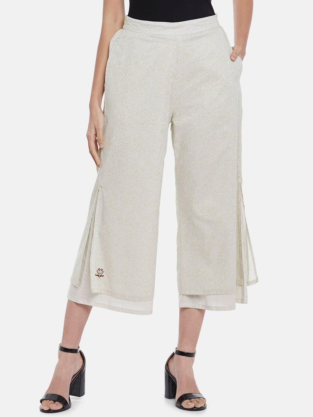 people women off-white printed layered flared cotton culottes trousers