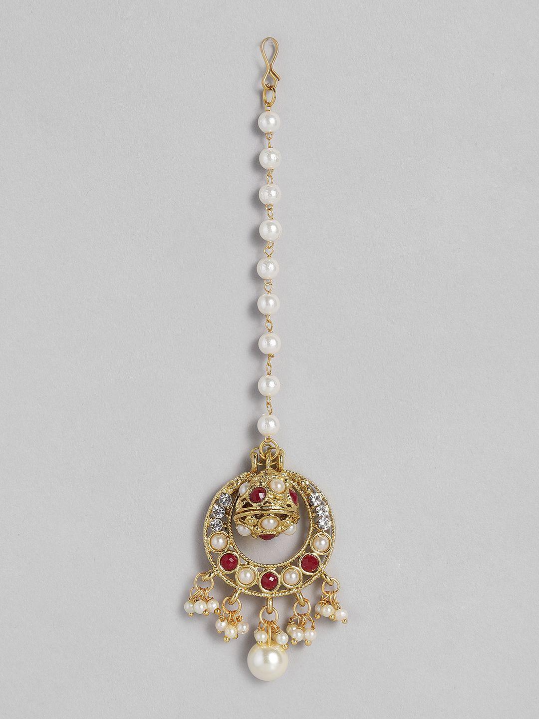 peora gold plated & maroon kundan dangling pearl beads maang tikka