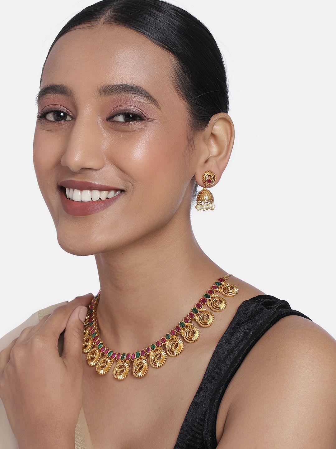 peora gold plated kundan pearl jewellery set