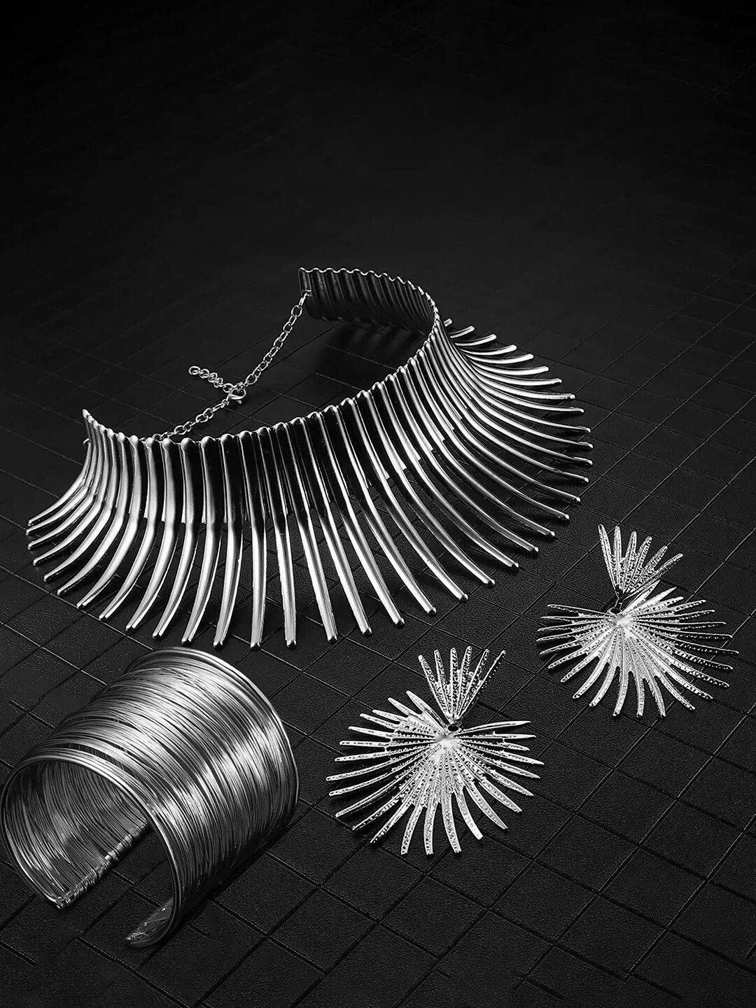 peora silver-plated jewellery set