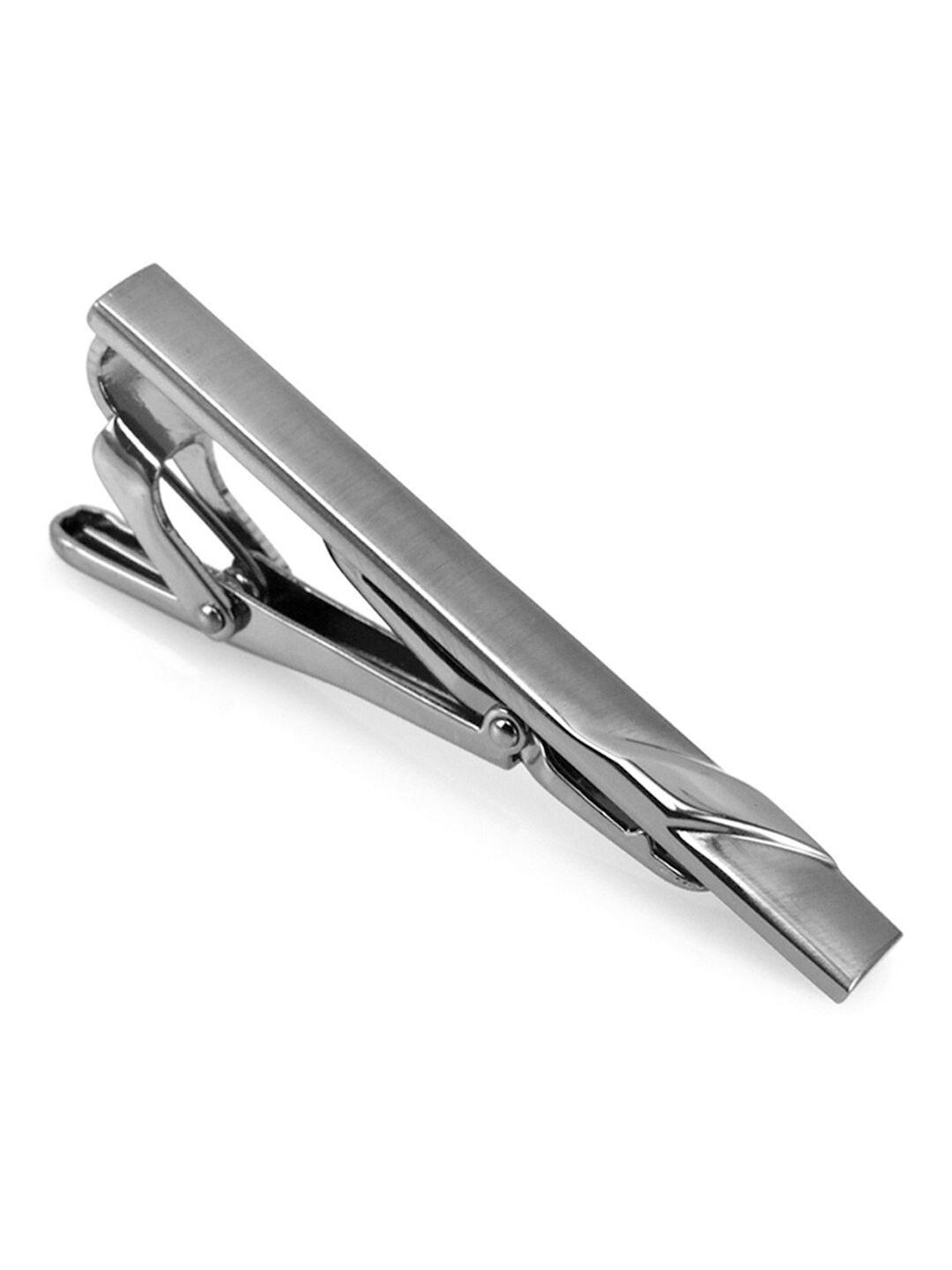 peora silver plated regular tie pin