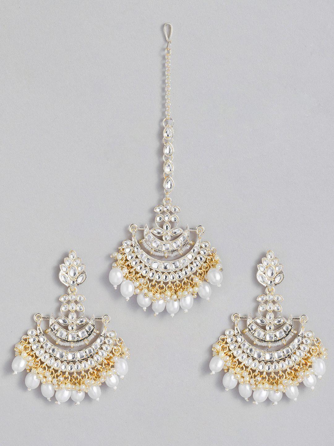 peora women gold-plated kundan & pearl studded maang tikka with earrings