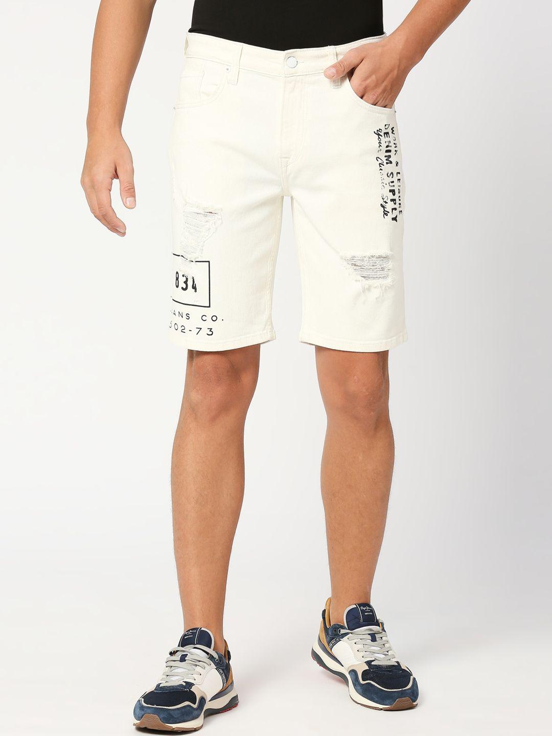 pepe jeans men mid-rise typography printed casual denim shorts