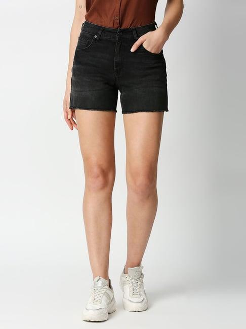 pepe jeans black regular fit shorts