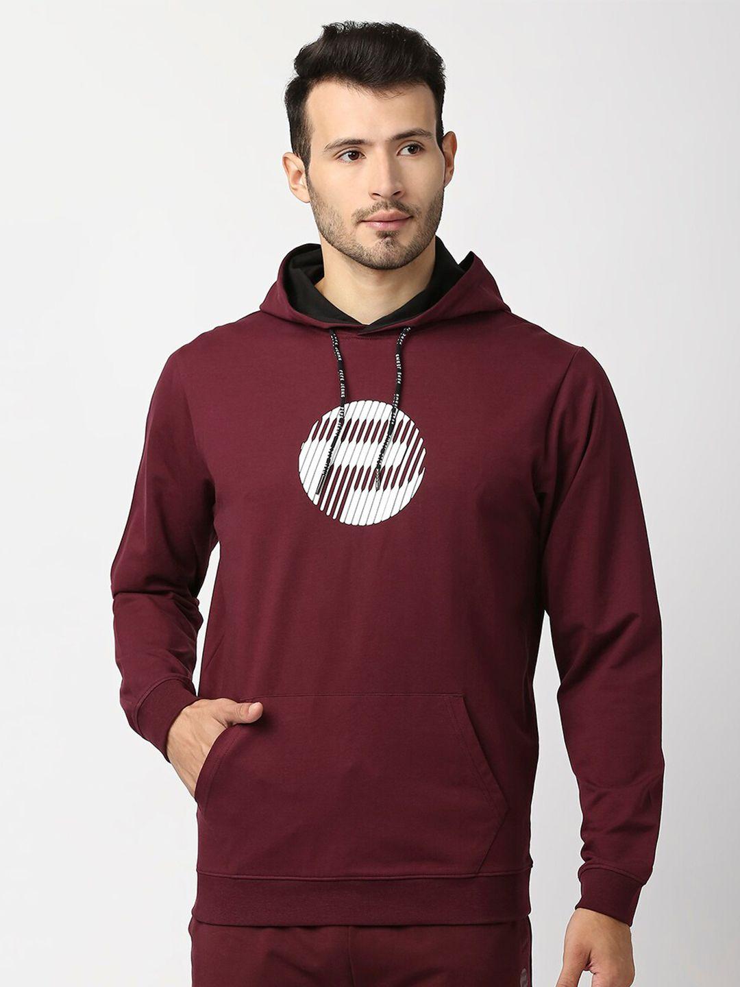 pepe jeans men maroon printed cotton hooded sweatshirt