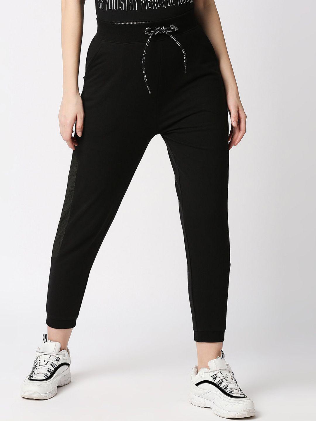 pepe jeans women black solid straight-fit cotton joggers