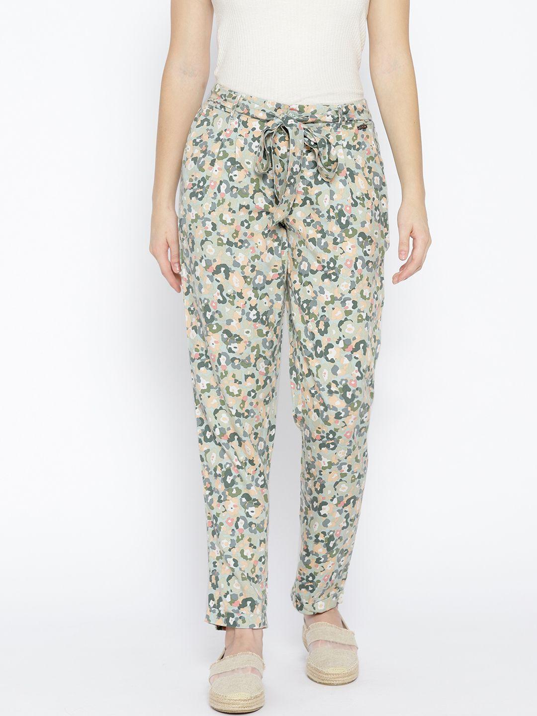 pepe jeans women green & beige regular fit printed trousers