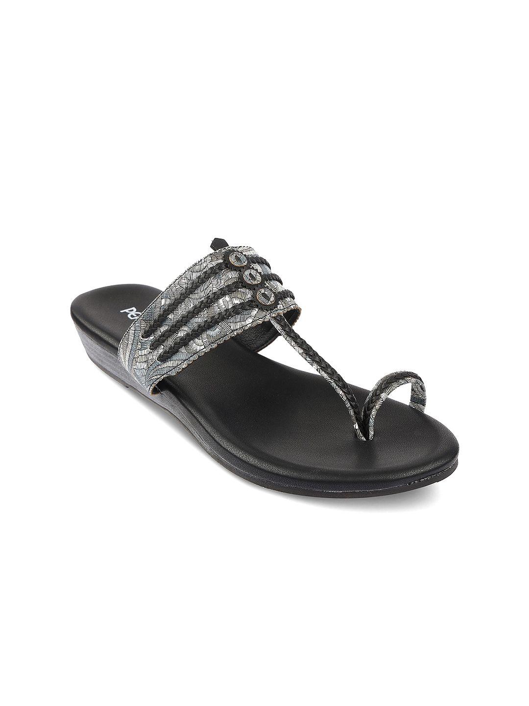 pepper ethnic braided one toe flats