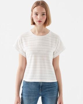 perforated knit crew-neck t-shirt with extended shoulders