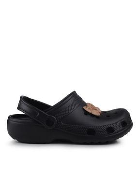perforated slip-on clogs with applique