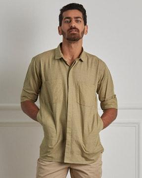 perimeter regular fit shirt with patch pockets