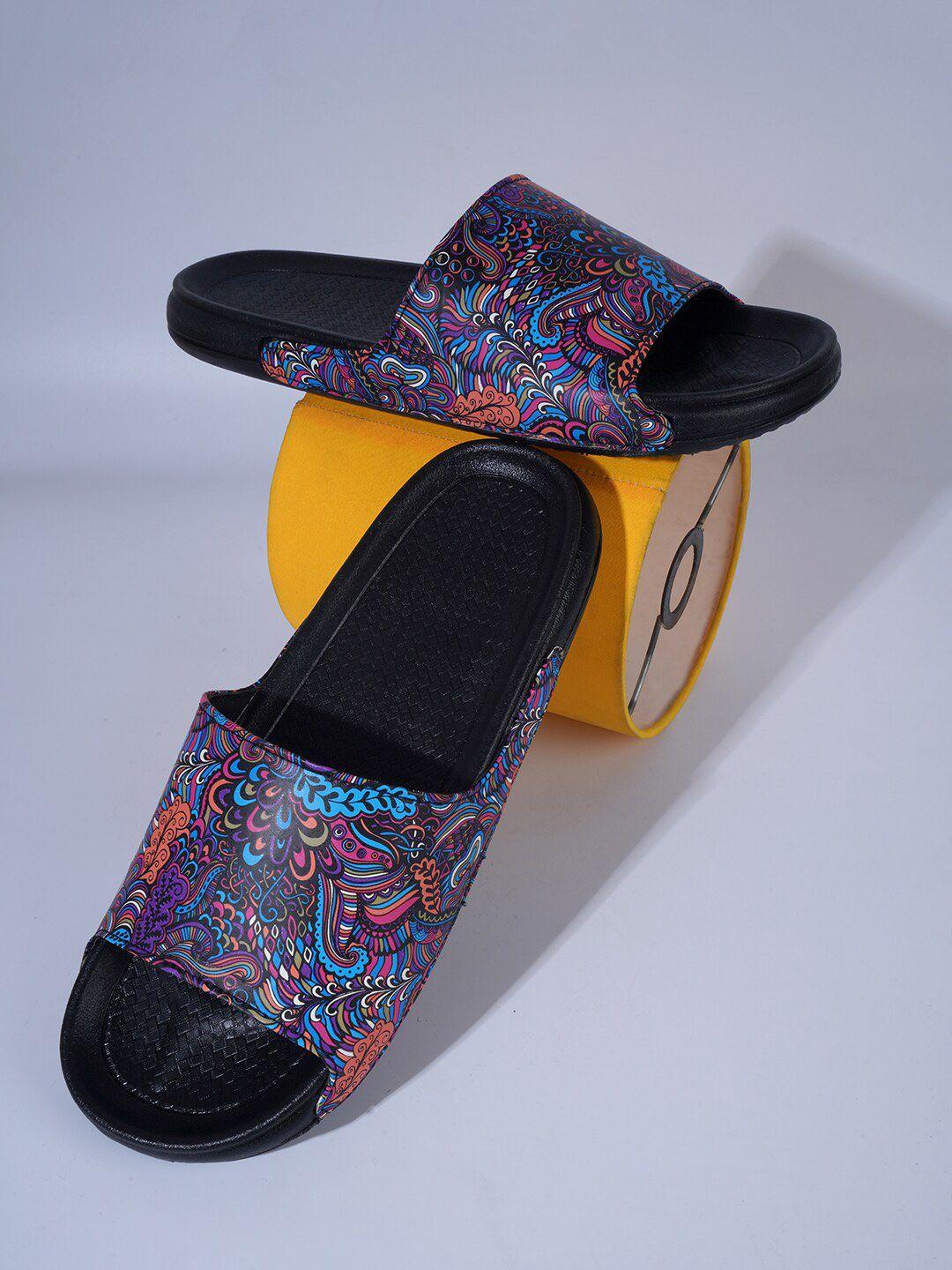 pery pao men printed sliders