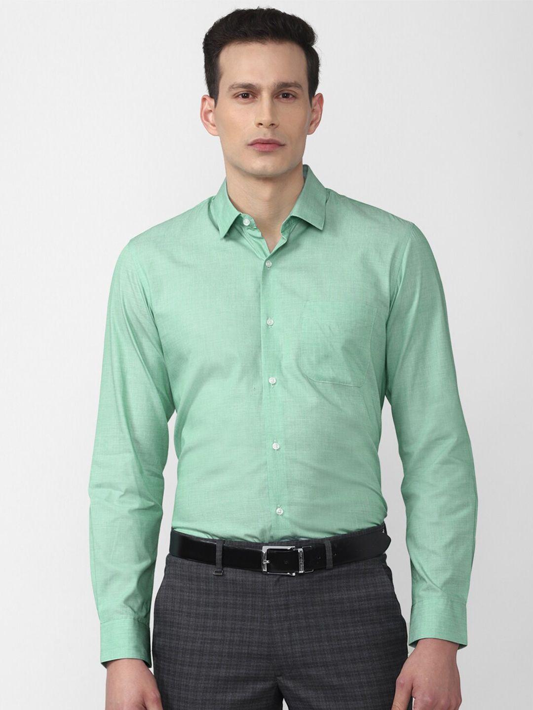 peter england men green spread collar slim fit formal shirt