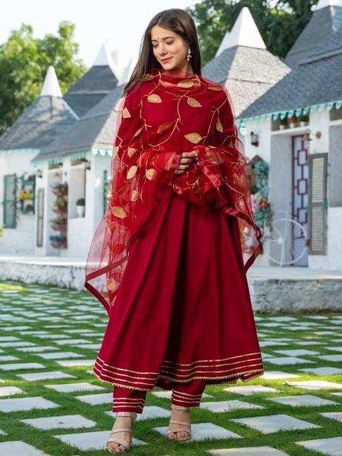 pheeta maroon a line kurta with dupatta