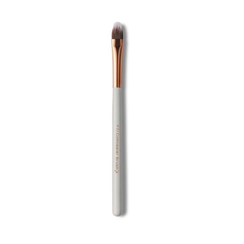 pigment play concealer brush