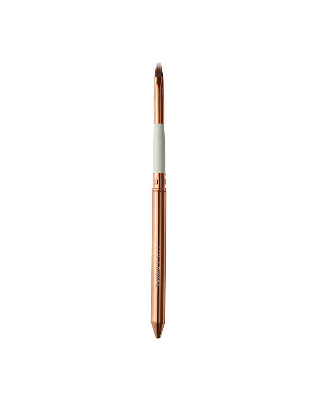 pigment play white & rose gold-toned lip brush