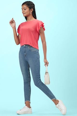 pink solid casual short sleeves round neck women slim fit top