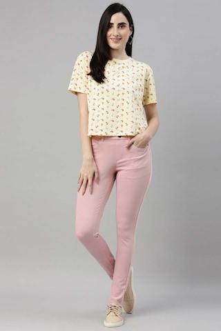 pink solid cotton women slim fit jeggings