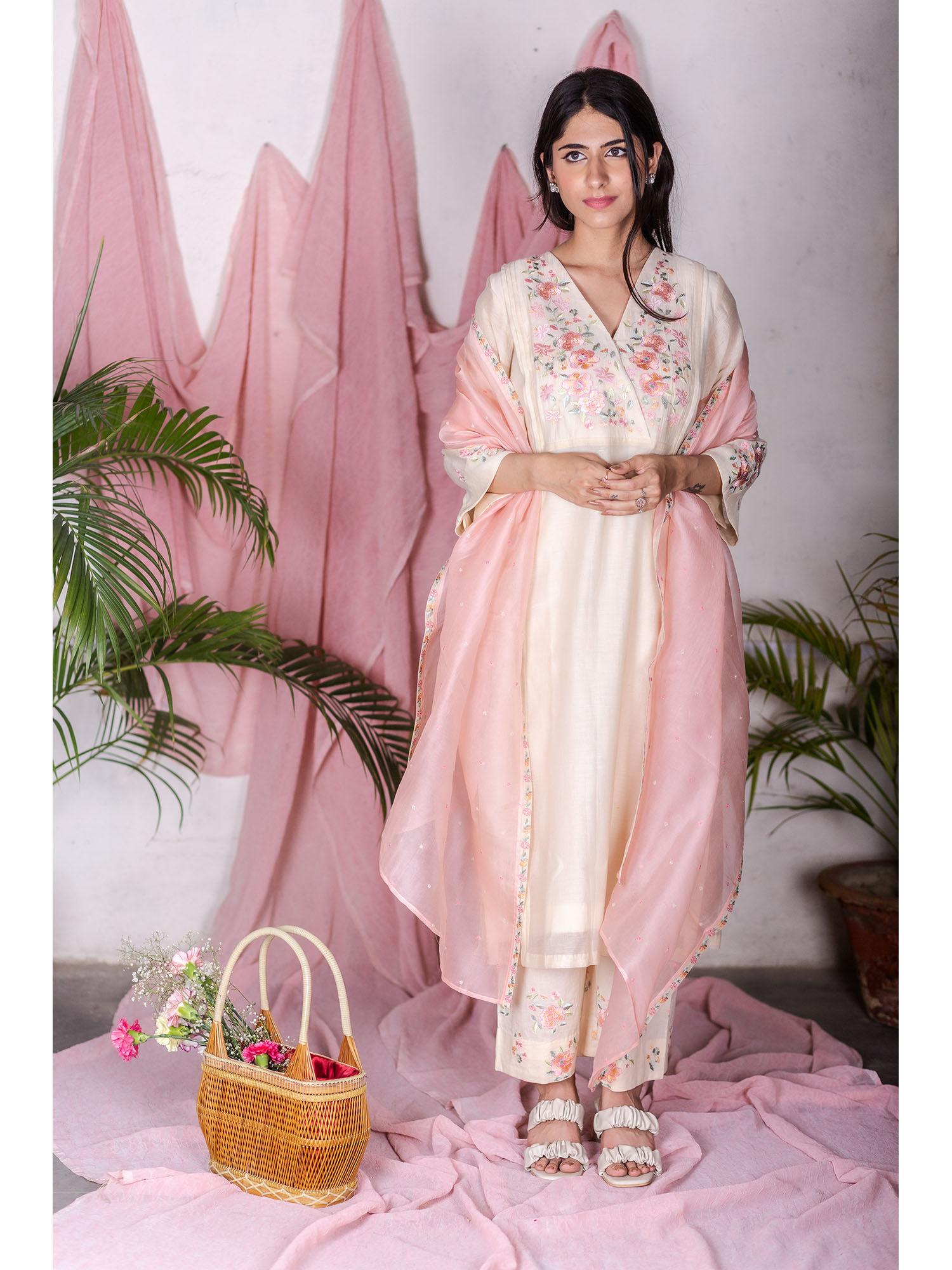 pink chanderi kurta with floral neck (set of 3)