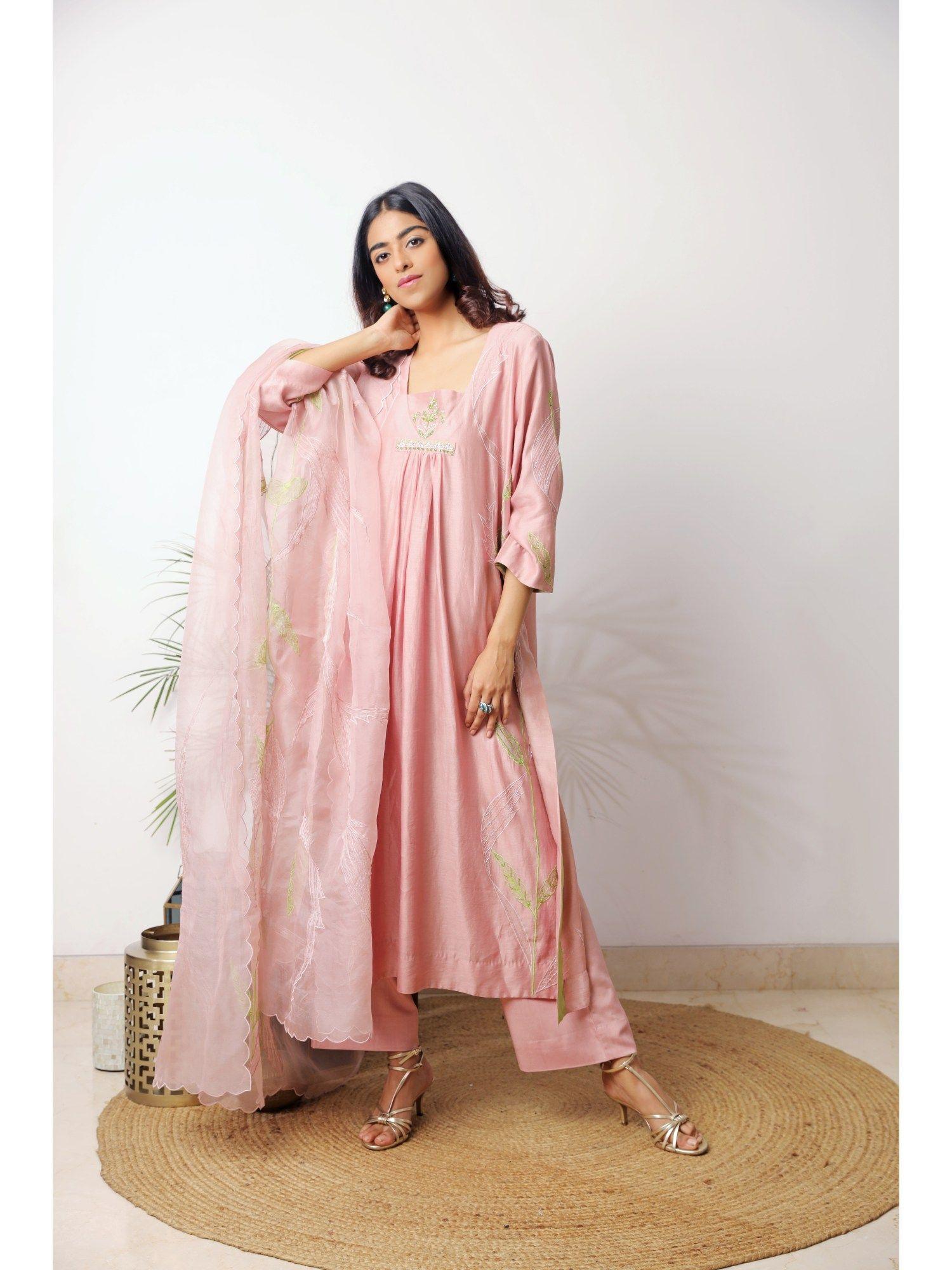 pink chanderi kurta with satin pant and embroidered dupatta (set of 3)