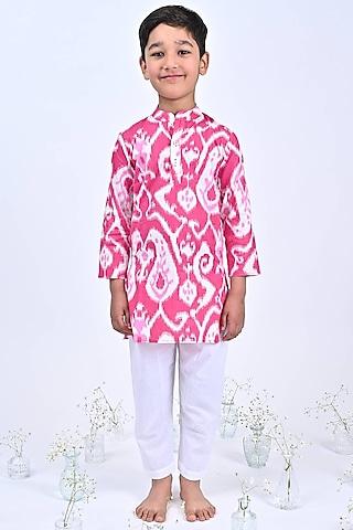 pink cotton ikat printed kurta set for boys