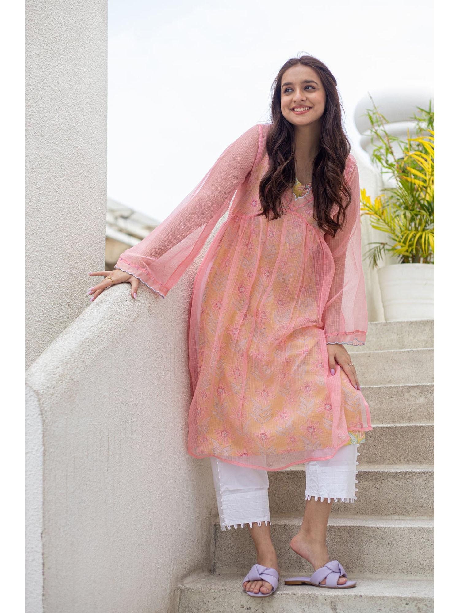 pink doriya checks and embroidered kurta with printed inner (set of 2)