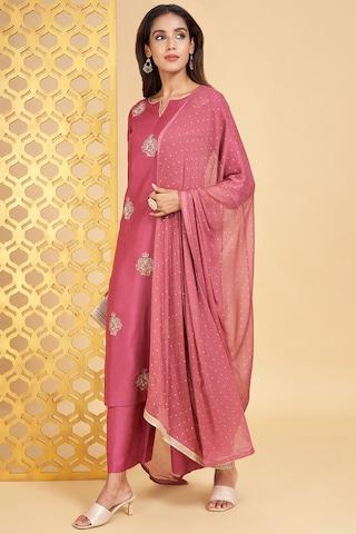 pink embroidered ethnic 3/4th sleeves round neck women regular fit  pant kurta dupatta set