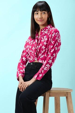 pink floral printed casual full sleeves regular collar women crop fit shirt