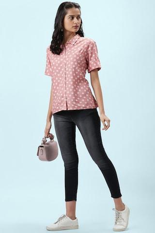 pink floral printed casual half sleeves regular collar women comfort fit shirt