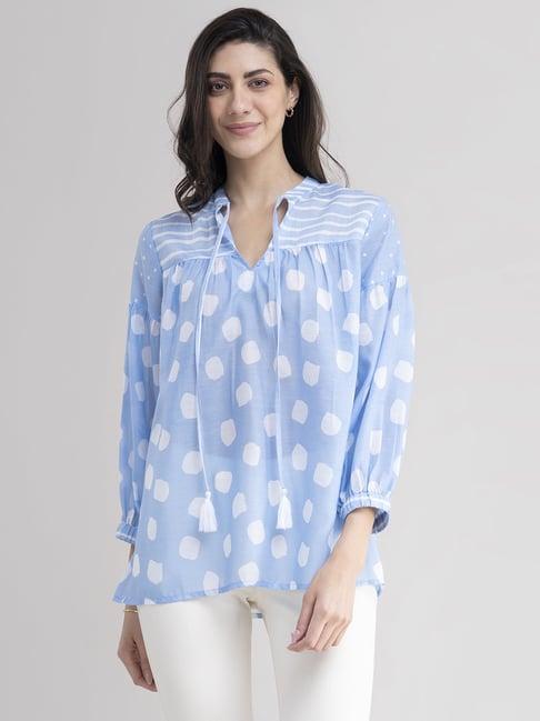 pink fort blue printed top