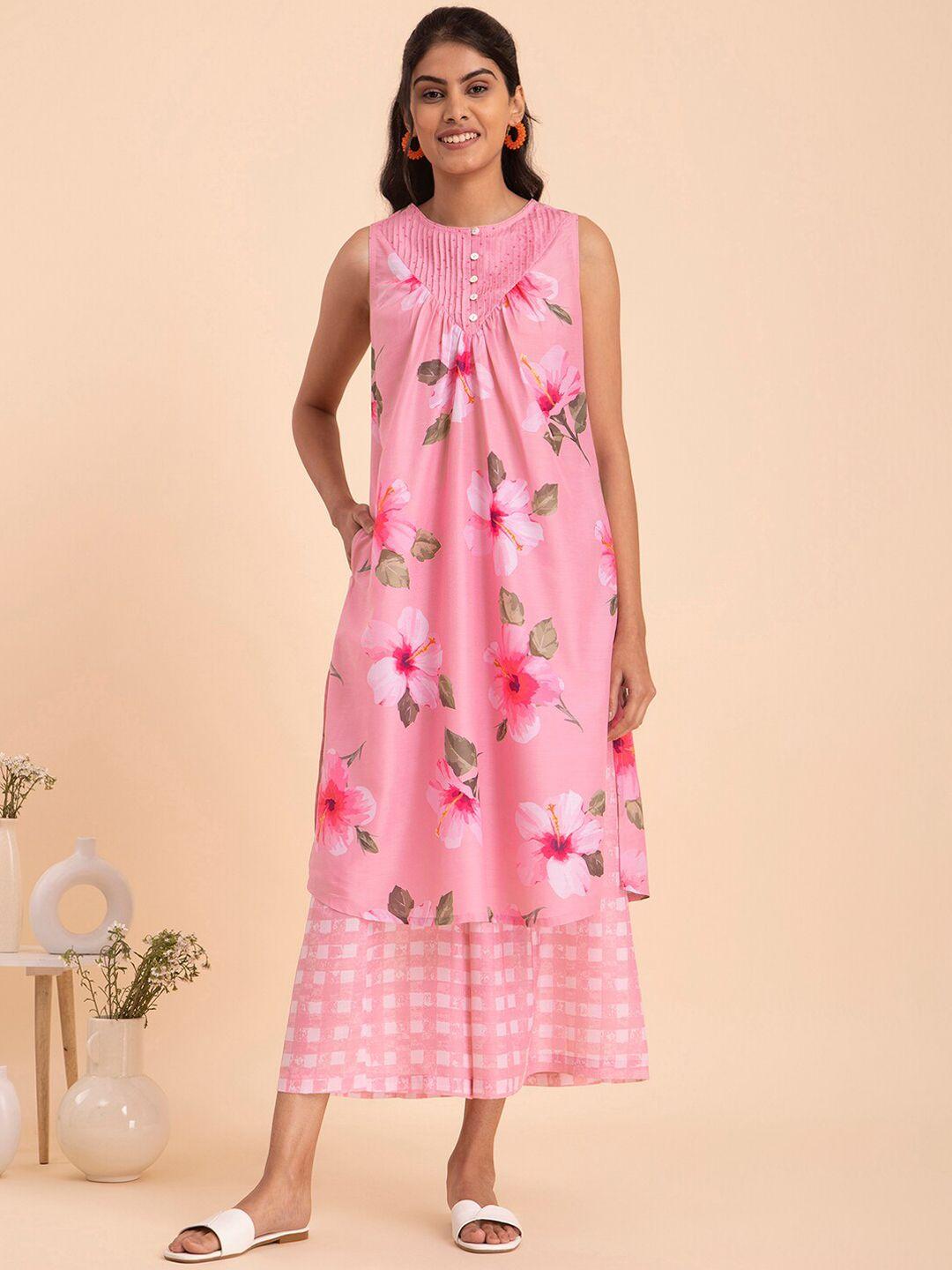 pink fort floral printed sleeveless kurta wqith palazzos