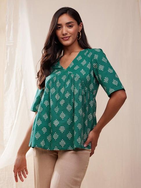 pink fort green printed top