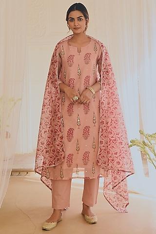 pink kurta set with block print