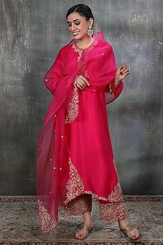 pink kurta set with dori embroidery